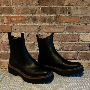 BRAND NEW NEVER WORN Sam Edelman Women’s Black Leather Chelsea Boots in 7 1/2